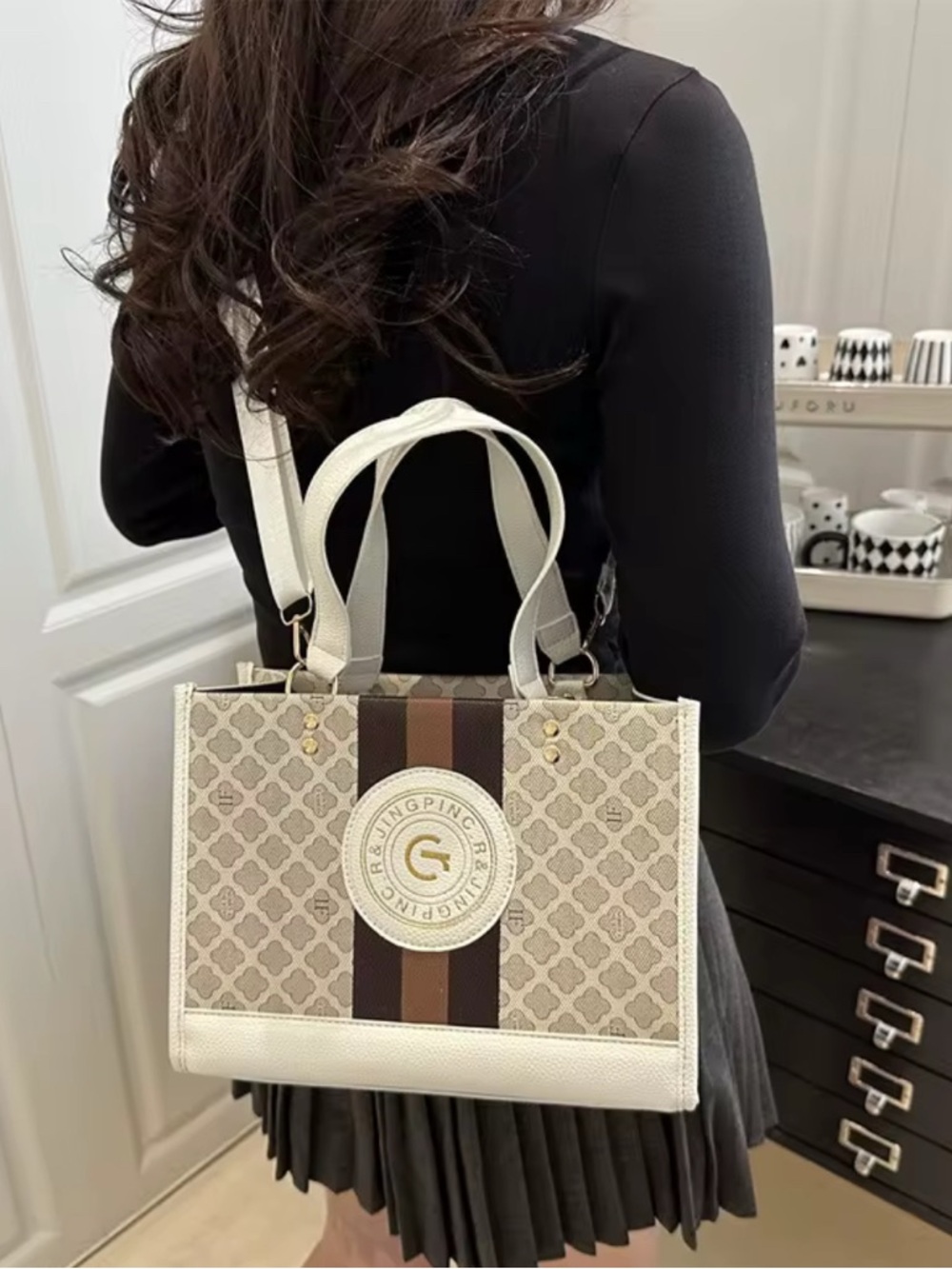 Monogram Stripe Tote Bag G Logo Medallion Top Handle Crossbody Shoulder Bag NIP - Picture 6 of 8